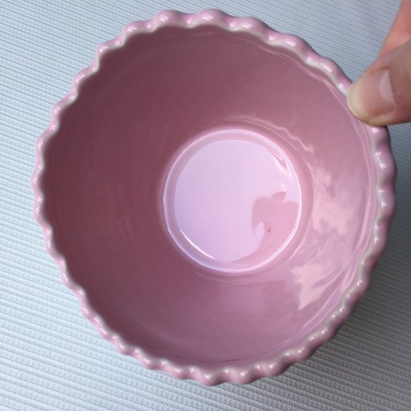 2 Cherry Top White Waffle Cone Ice Cream Soup Cereal Dessert Bowls Yellow Pink - Picture 5 of 12